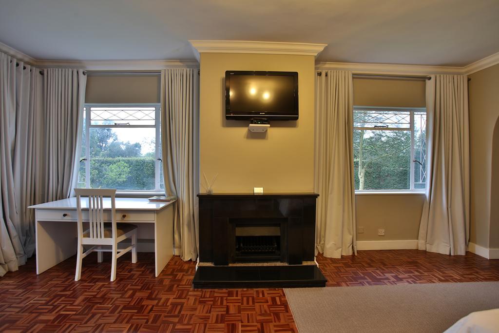 Willow Lodge Rolf Valley Room photo